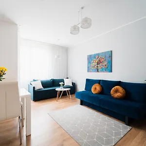 - Near Sky Tower - Private Parking Apartament Wrocław